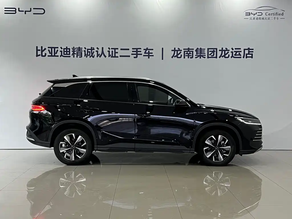 BYD Seal 05 DM-i 2025 — фото 8