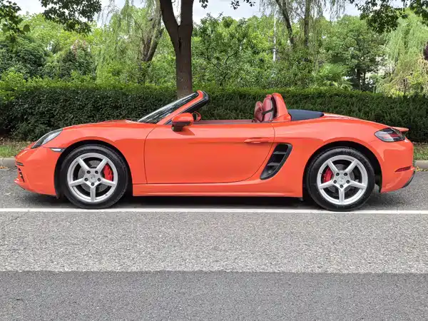 Porsche 718 2017