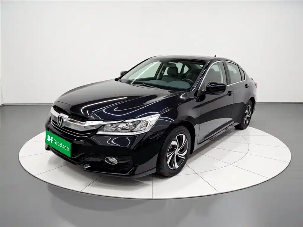Honda Accord 2017 — фото 2