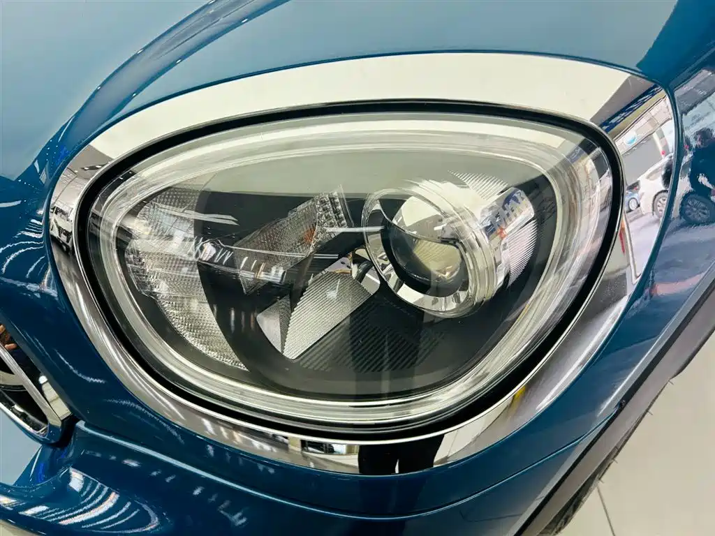 MINI Countryman 2019 — фото 10