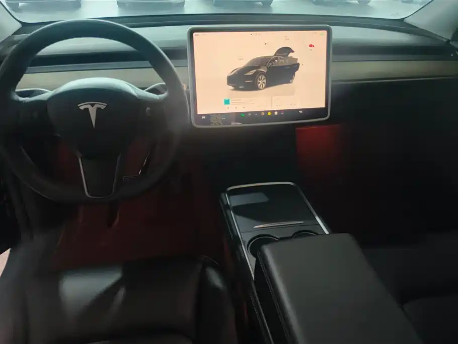 Tesla Model Y 2023 — фото 12