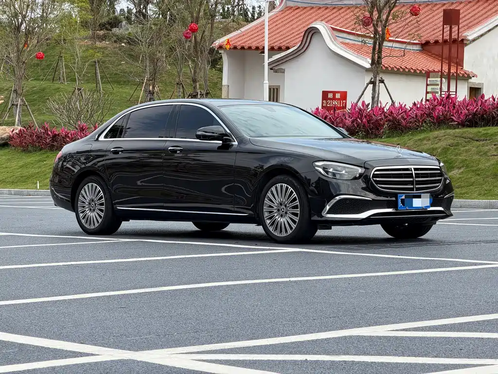 Mercedes-Benz E-Class 2021 — фото 3