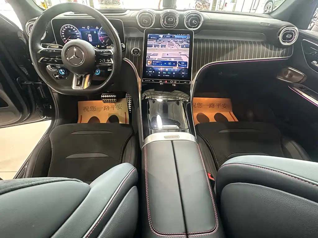 Mercedes-Benz GLC AMG 2025 — фото 10