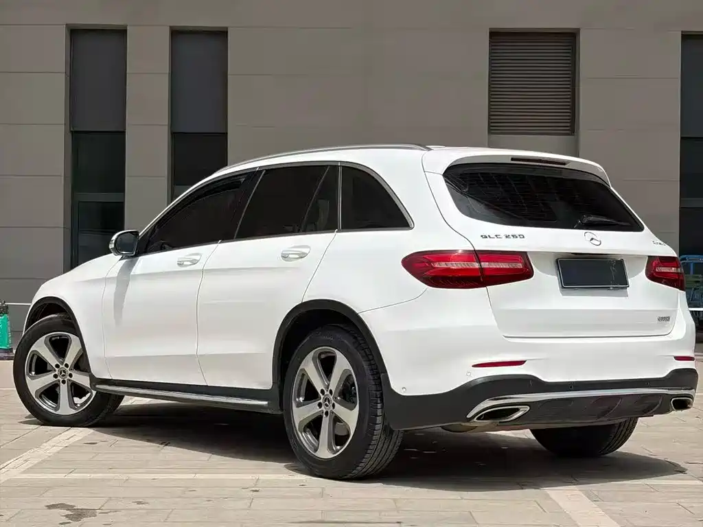 Mercedes-Benz GLC 2017 — фото 4