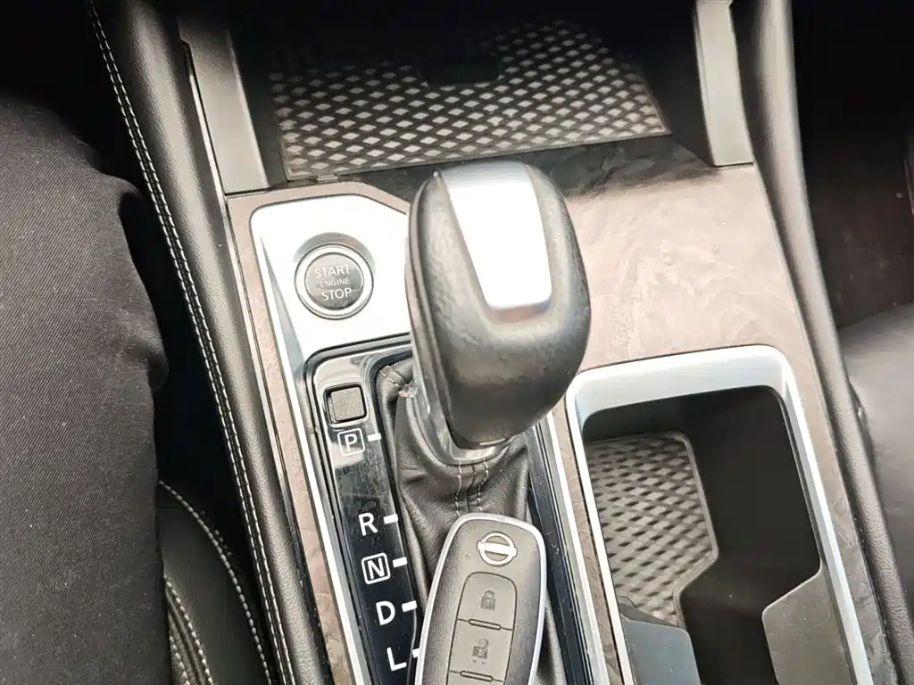 Nissan Teana 2023 — фото 14