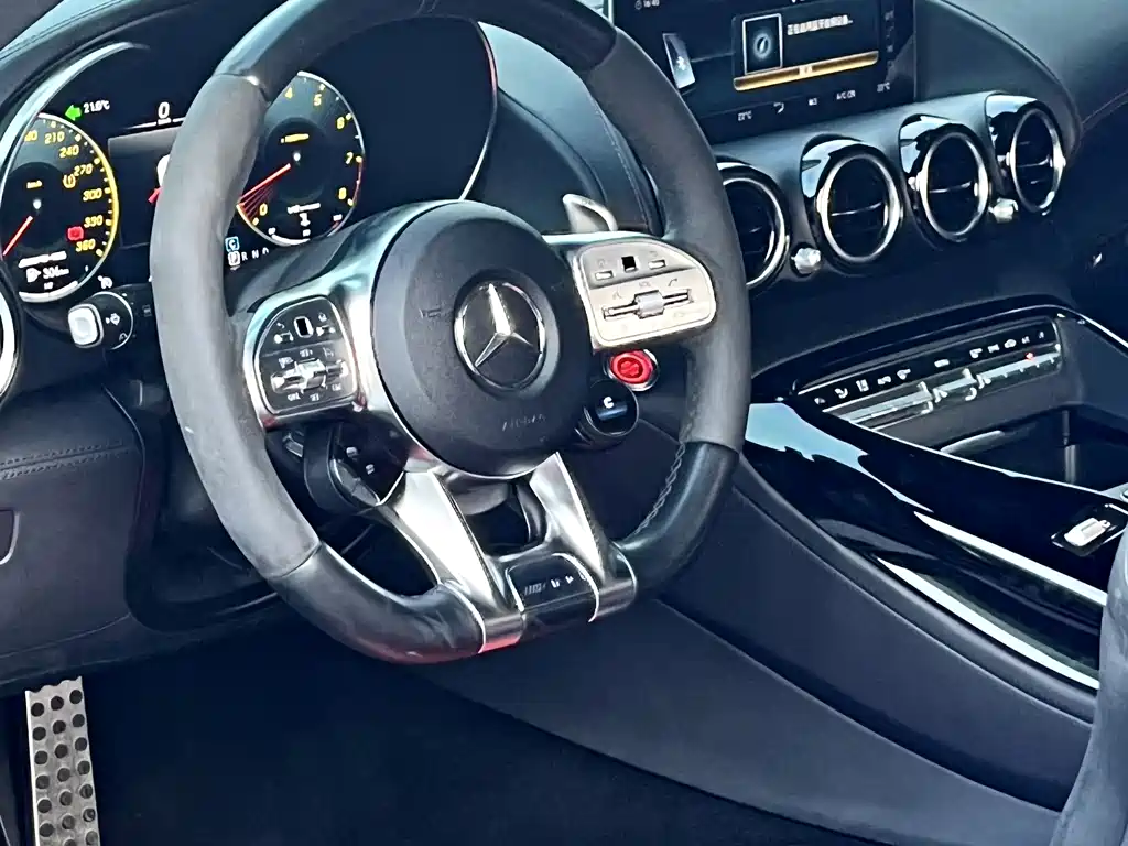 Mercedes-Benz AMG GT 2021 — фото 4