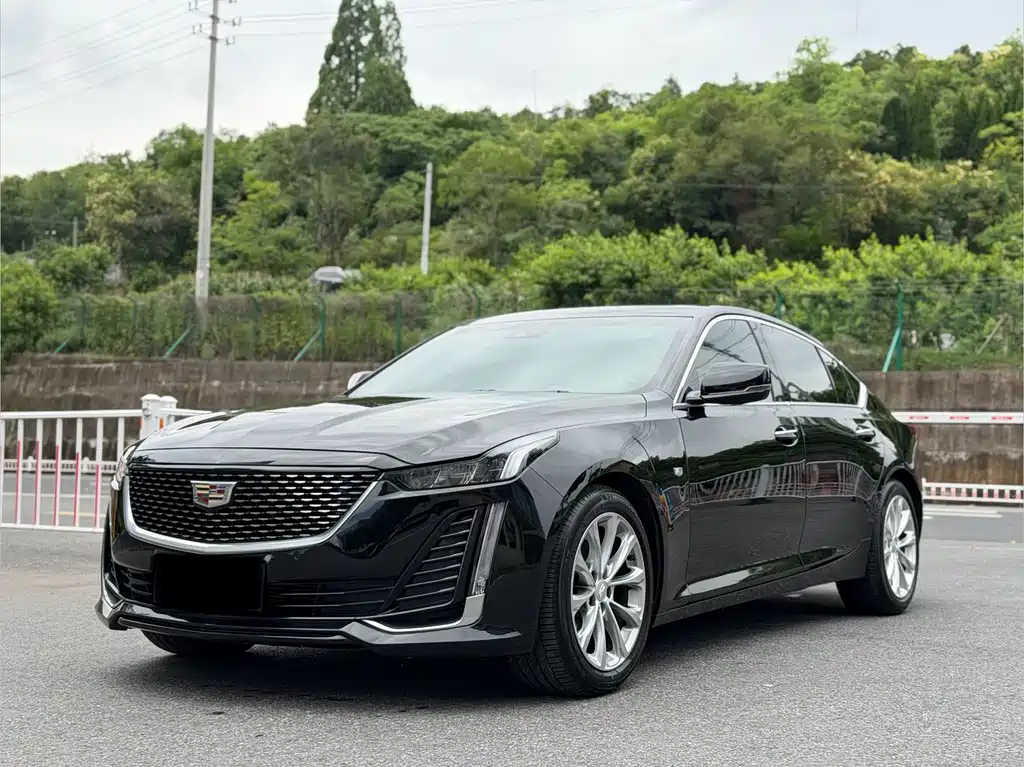 Cadillac CT5 2023 — фото 1