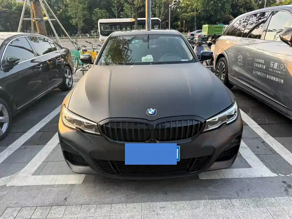 BMW 3 Series 2021