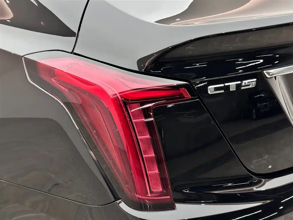 Cadillac CT5 2021 — фото 20