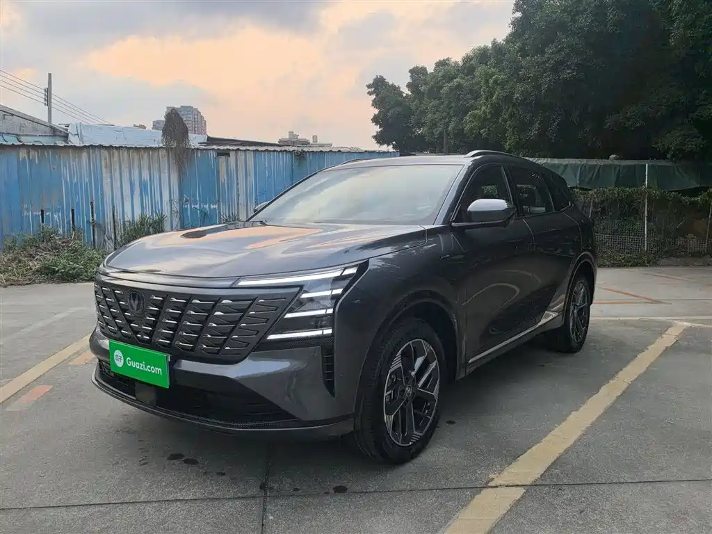 Changan CS75 PLUS 2026 — фото 1
