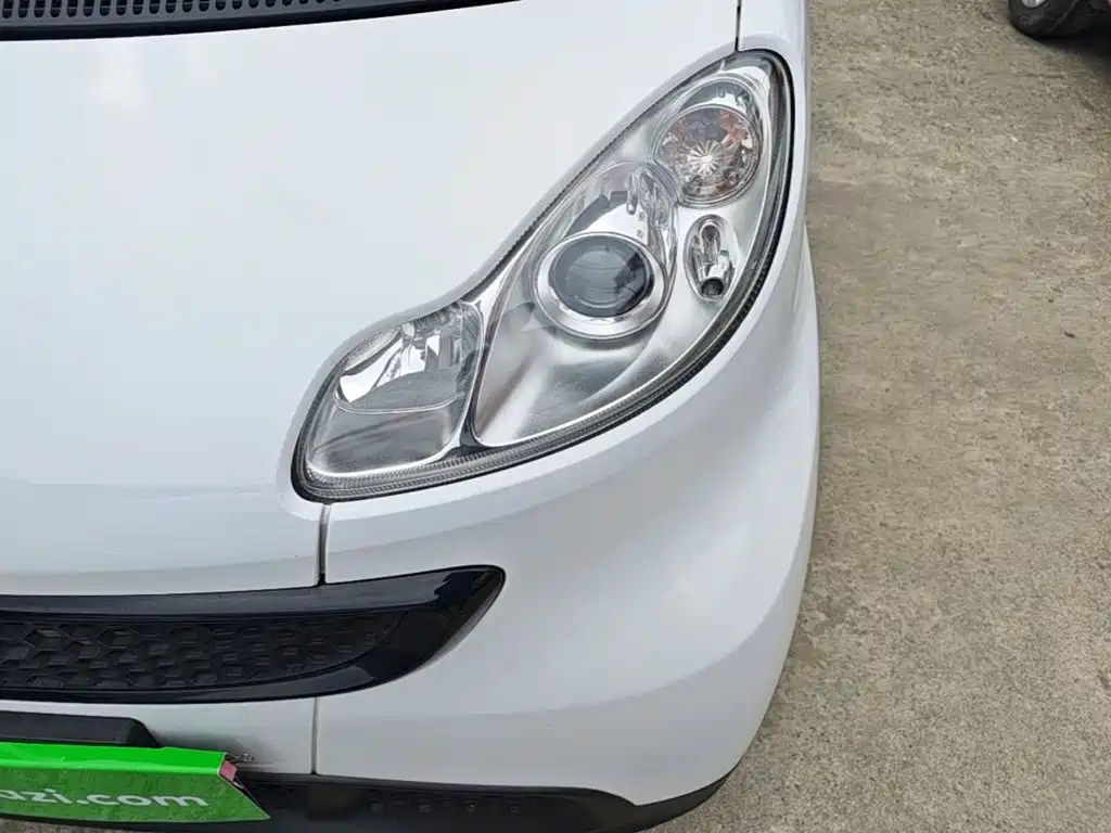 smart Fortwo 2014 — фото 24