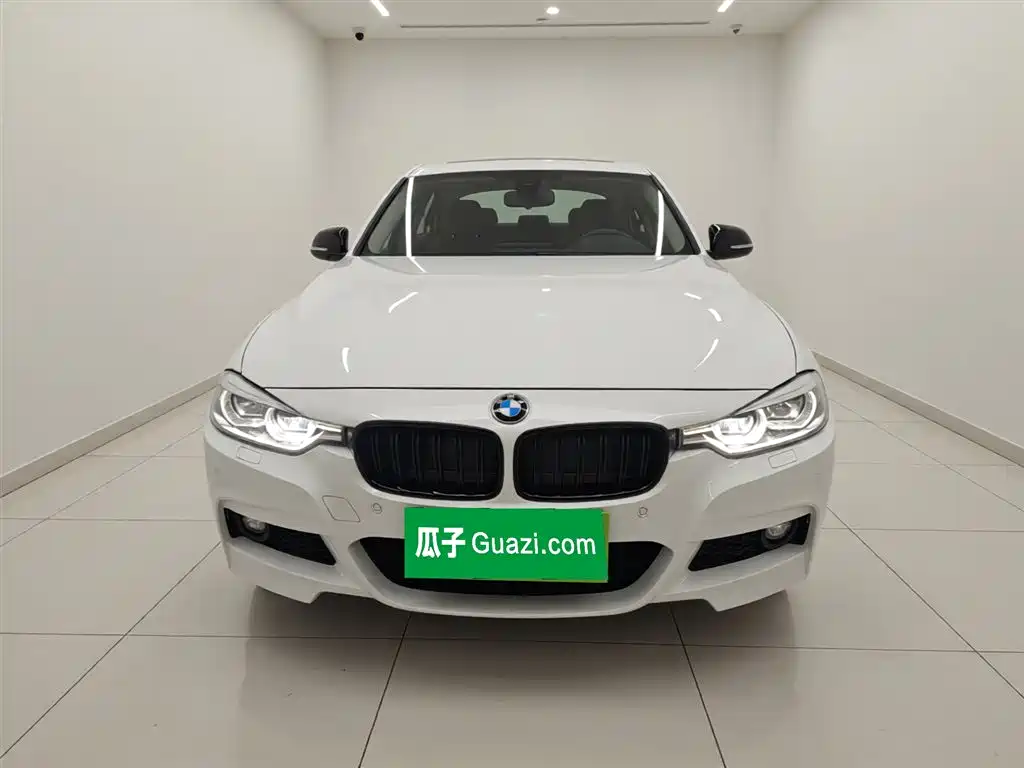 BMW 3 Series 2018 — фото 3