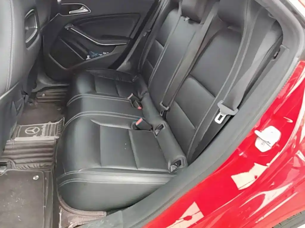 Mercedes-Benz CLA 2017 — фото 17