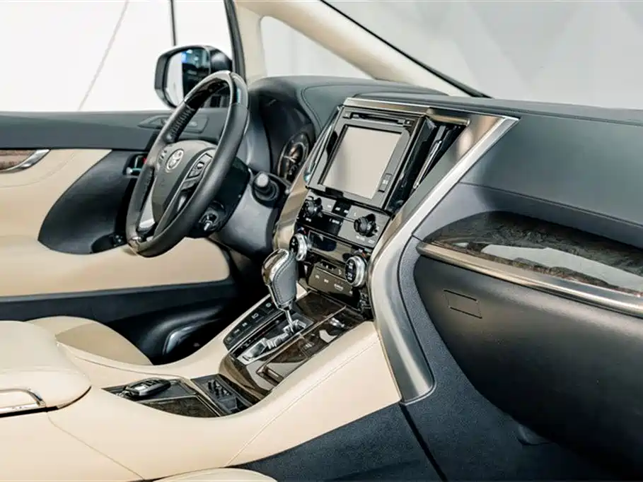 Toyota Vellfire 2019 — фото 19