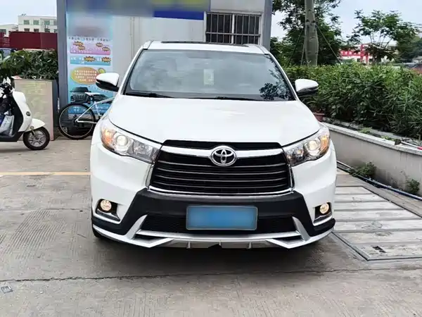 Toyota Highlander 2015