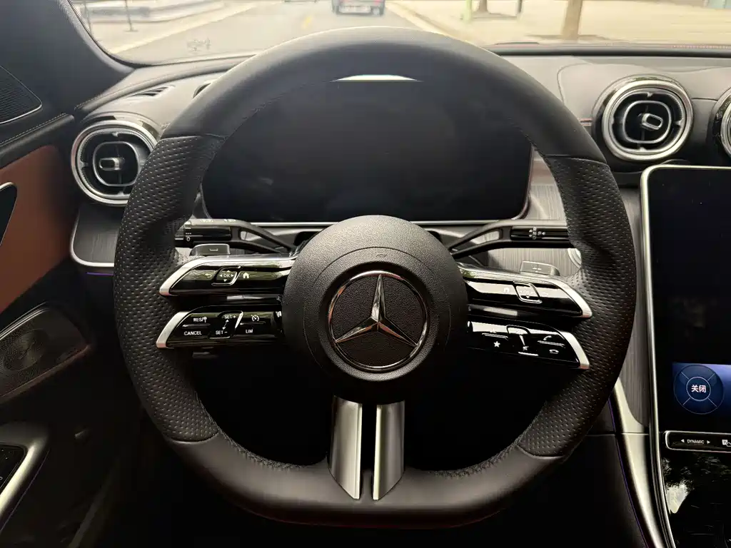 Mercedes-Benz C-Class 2022 — фото 17