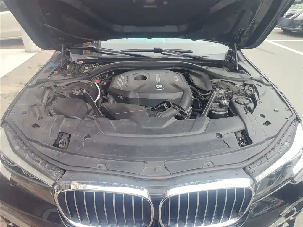 BMW 7 Series 2018 — фото 20