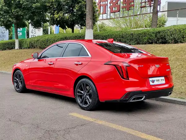 Cadillac CT4 2022