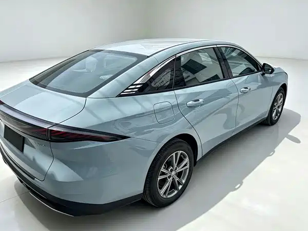 Geely Galaxy L6 2025