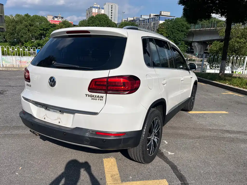 Volkswagen Tiguan 2016 — фото 4
