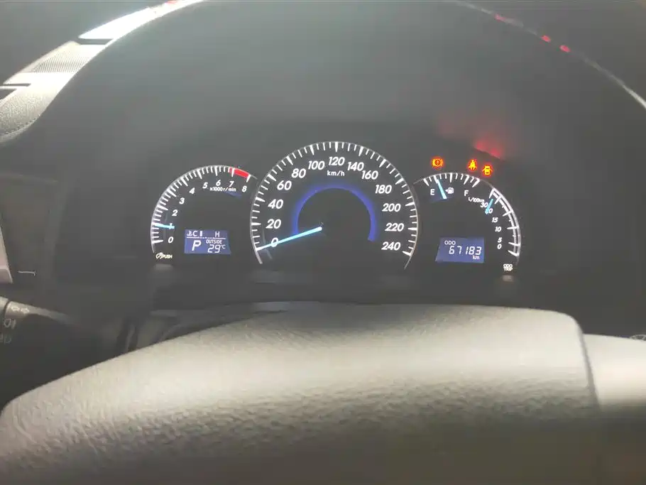 Toyota Camry 2015 — фото 14