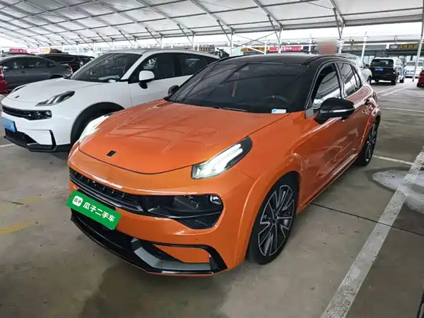 Lynk & Co 02 Hatchback 2021