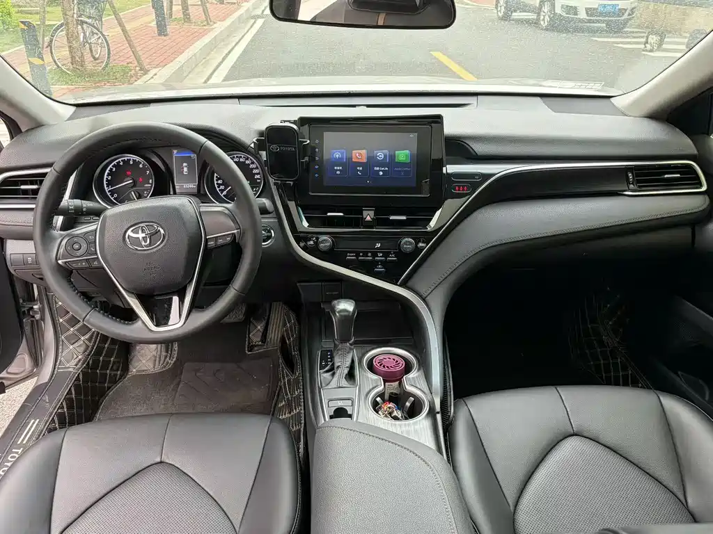 Toyota Camry 2022