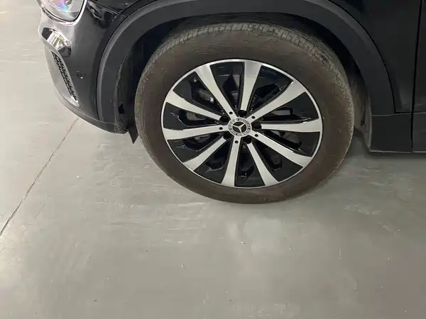Mercedes-Benz GLB 2026