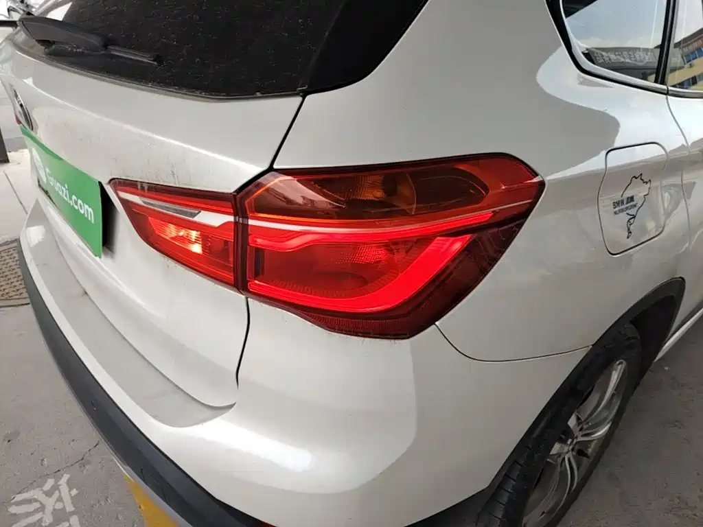 BMW X1 2018 — фото 8