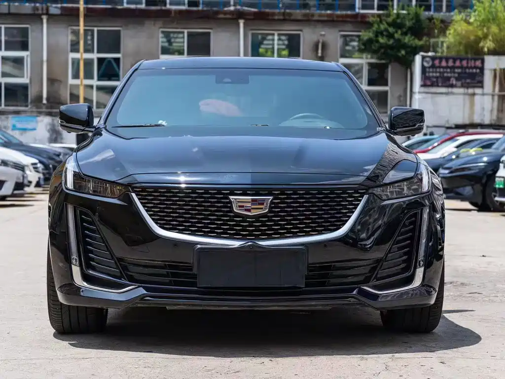 Cadillac CT5 2023 — фото 2