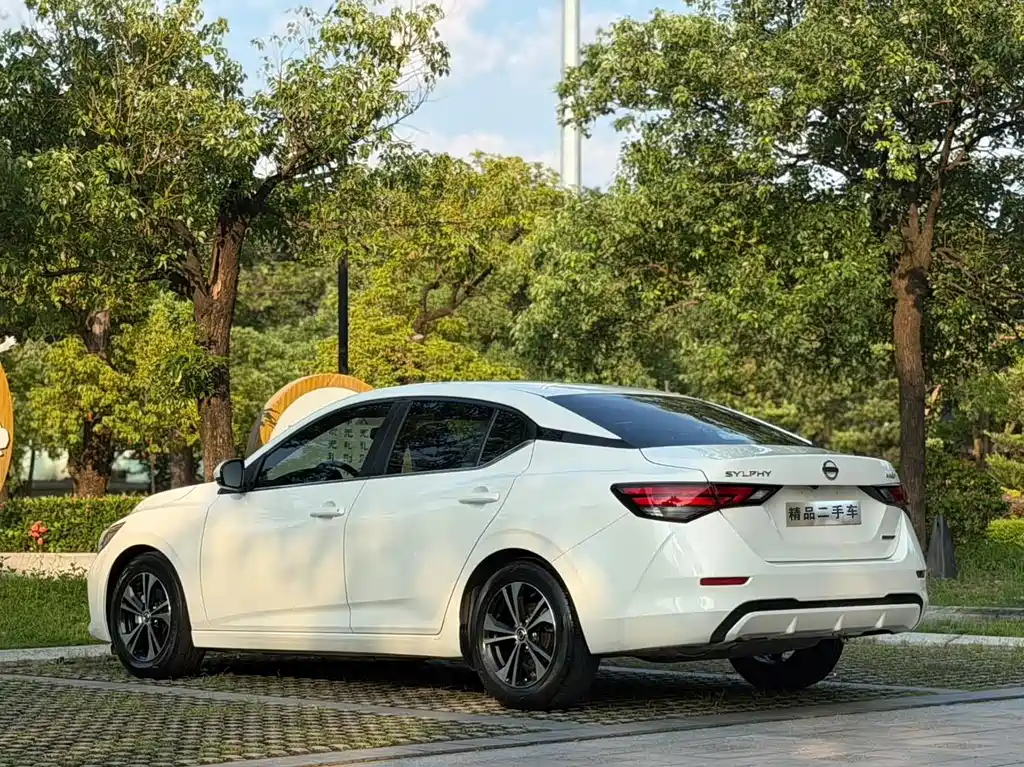 Nissan Sylphy 2020 — фото 19