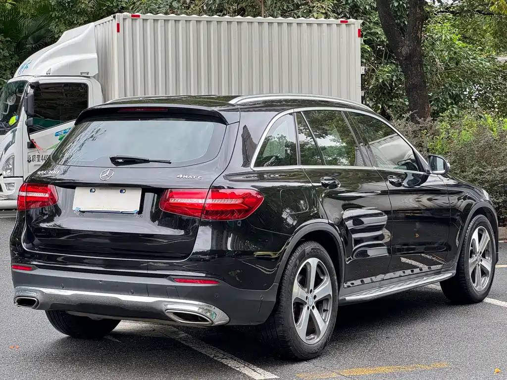 Mercedes-Benz GLC 2016 — фото 11