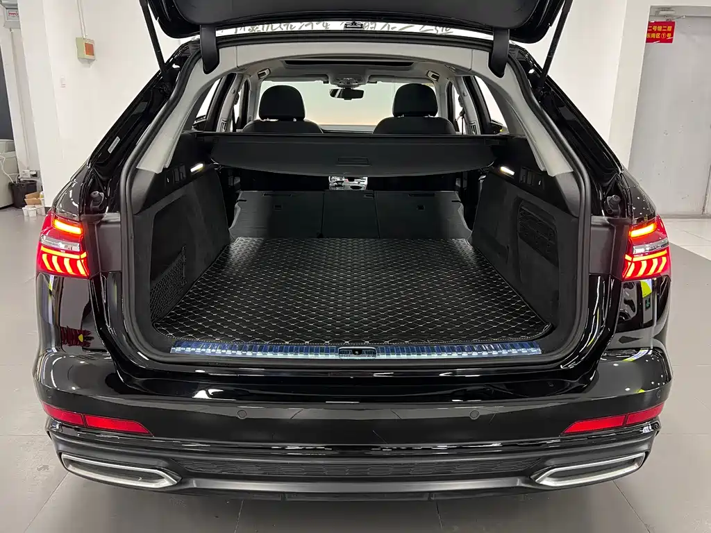 Audi A6 2021 — фото 15