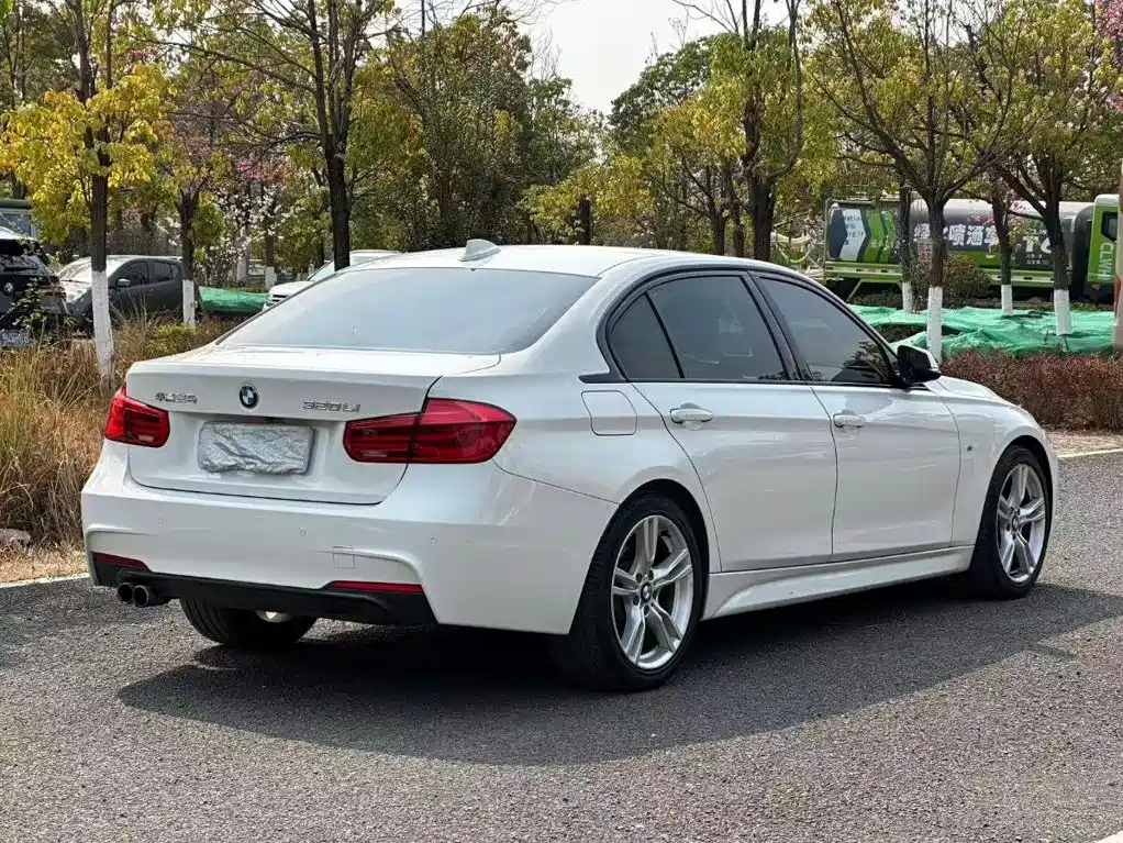 BMW 3 Series 2017
