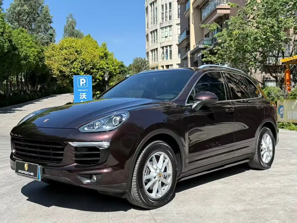 Porsche Cayenne 2017 — фото 1