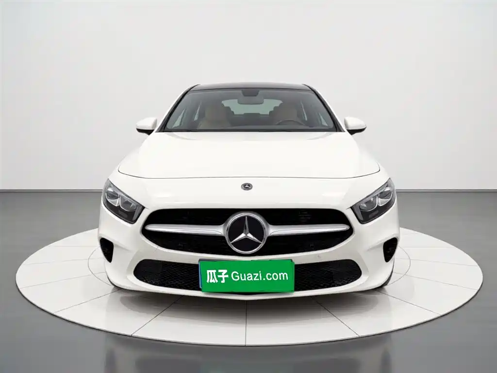Mercedes-Benz A-Class 2020 — фото 5