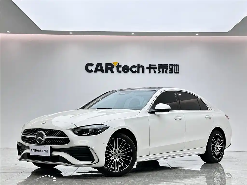 Mercedes-Benz C-Class 2024 — фото 1