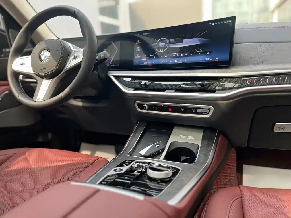 BMW X5 2024 — фото 10