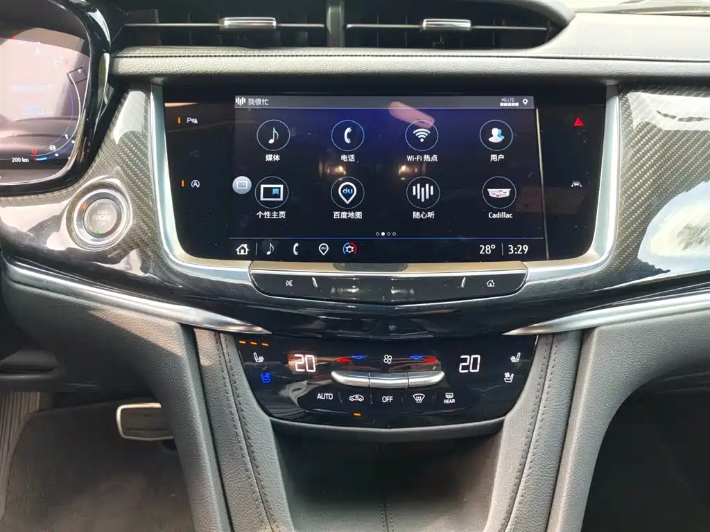 Cadillac XT6 2025 — фото 14