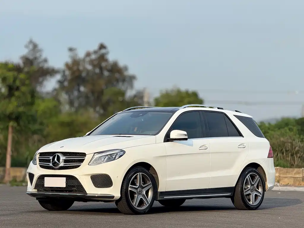 Mercedes-Benz GLE 2018 — фото 1