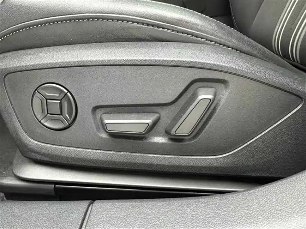 Audi A3 2022 — фото 17