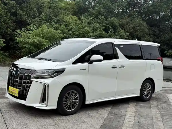 Toyota Alphard 2023