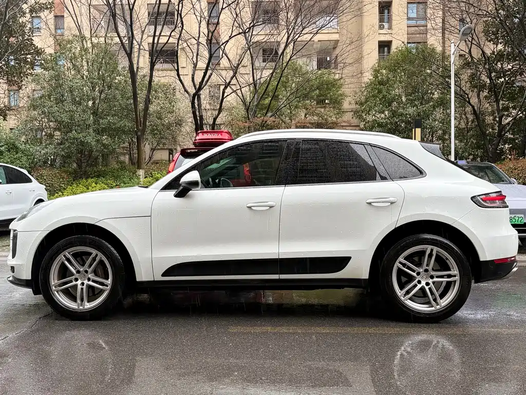 Porsche Macan 2020 — фото 2