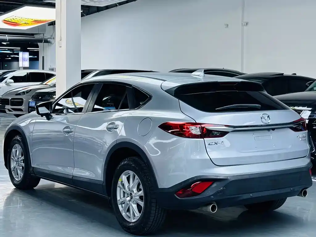 Mazda CX-4 2018