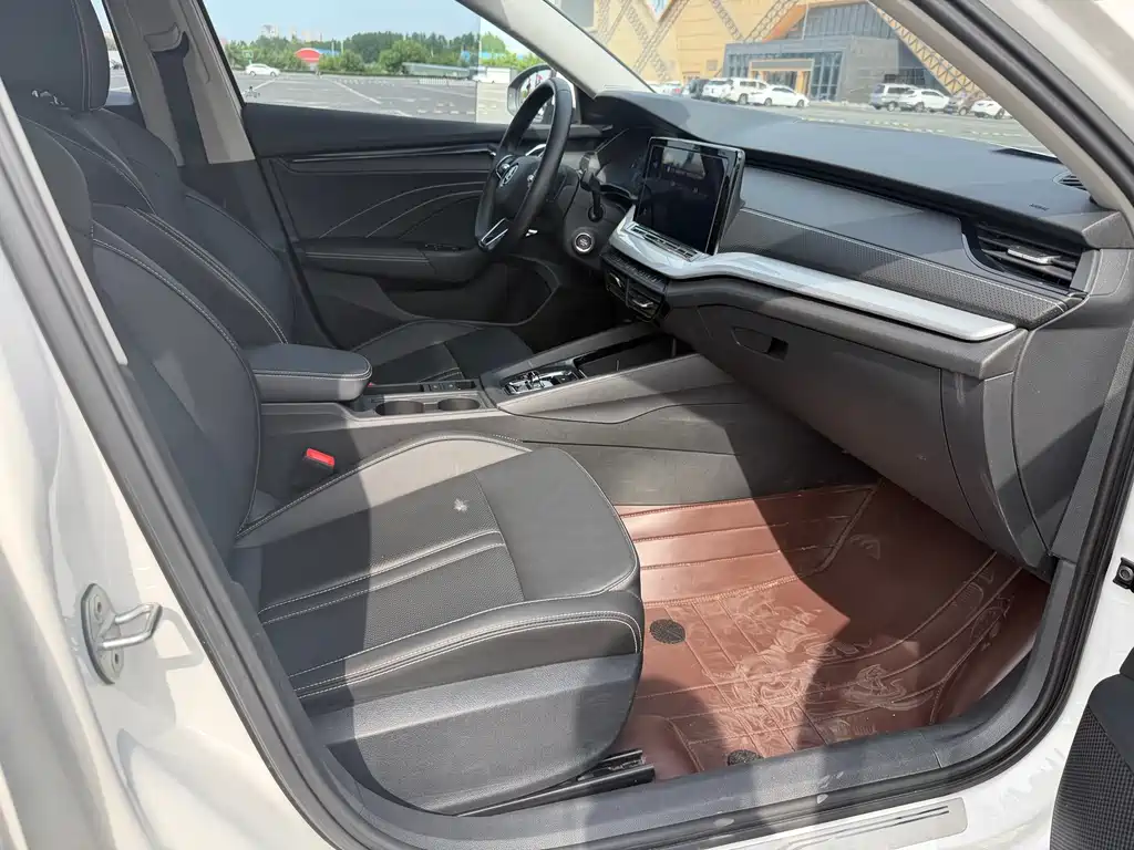 Skoda Octavia 2022 — фото 14