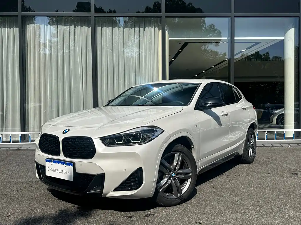 BMW X2 2023 — фото 1