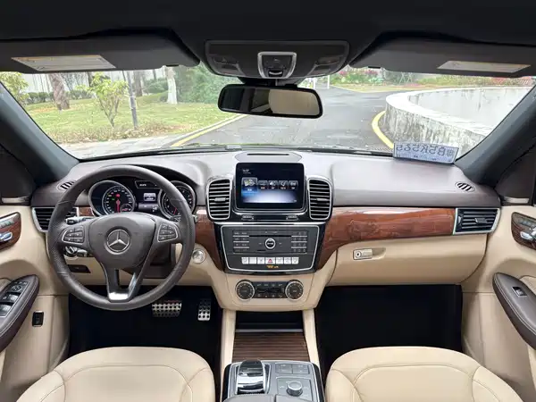 Mercedes-Benz GLE 2018