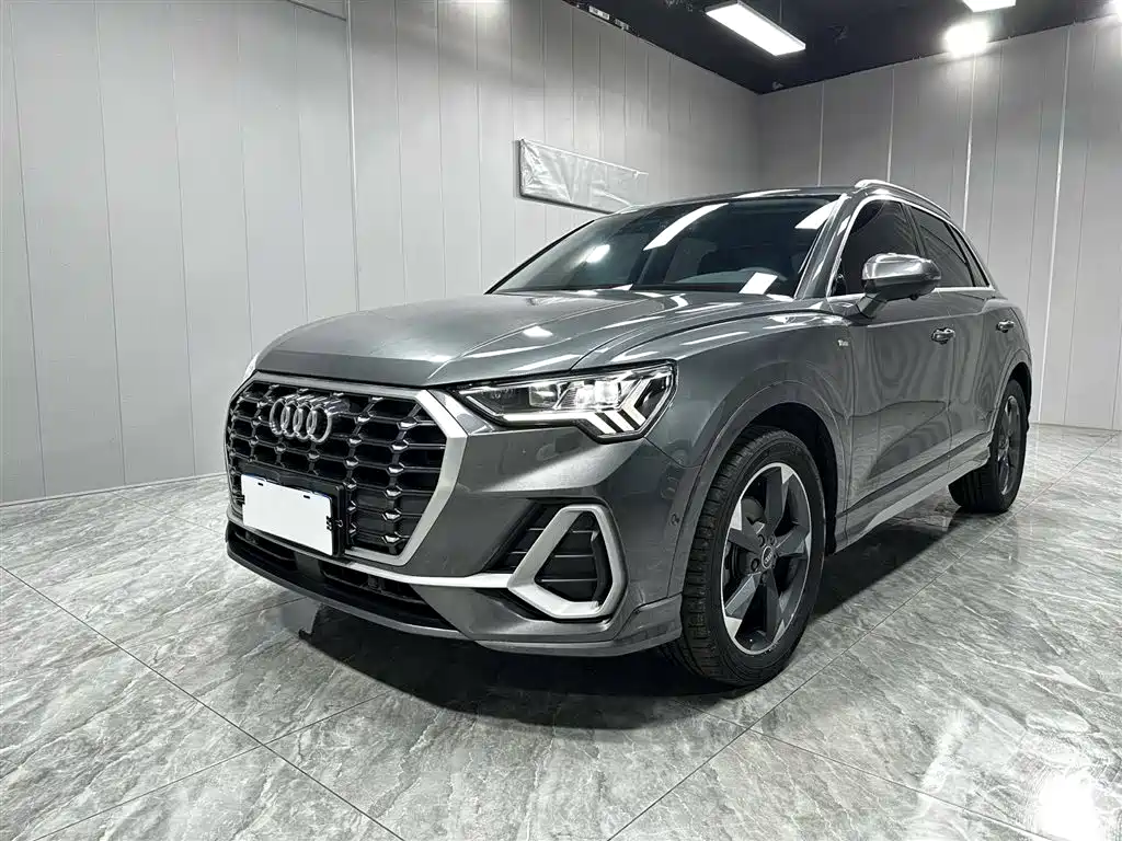 Audi Q3 2022