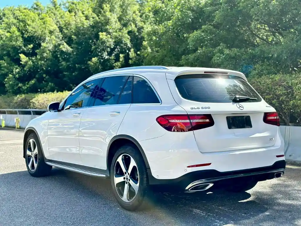 Mercedes-Benz GLC 2018 — фото 8