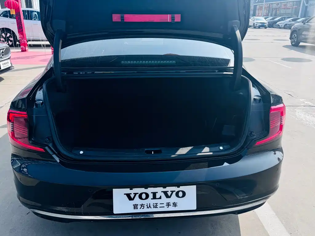 Volvo S90 PHEV 2021 — фото 15